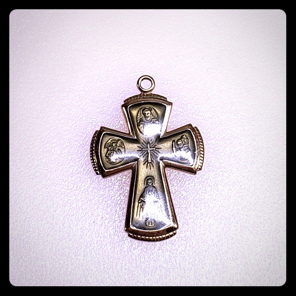 Cross pendant green and gold